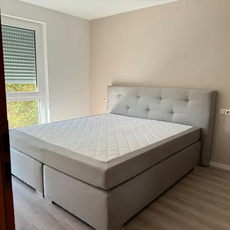 Luxus 3zi Whg Moebliert Naehe Stadtmitte * Metzingen (Tubingen)